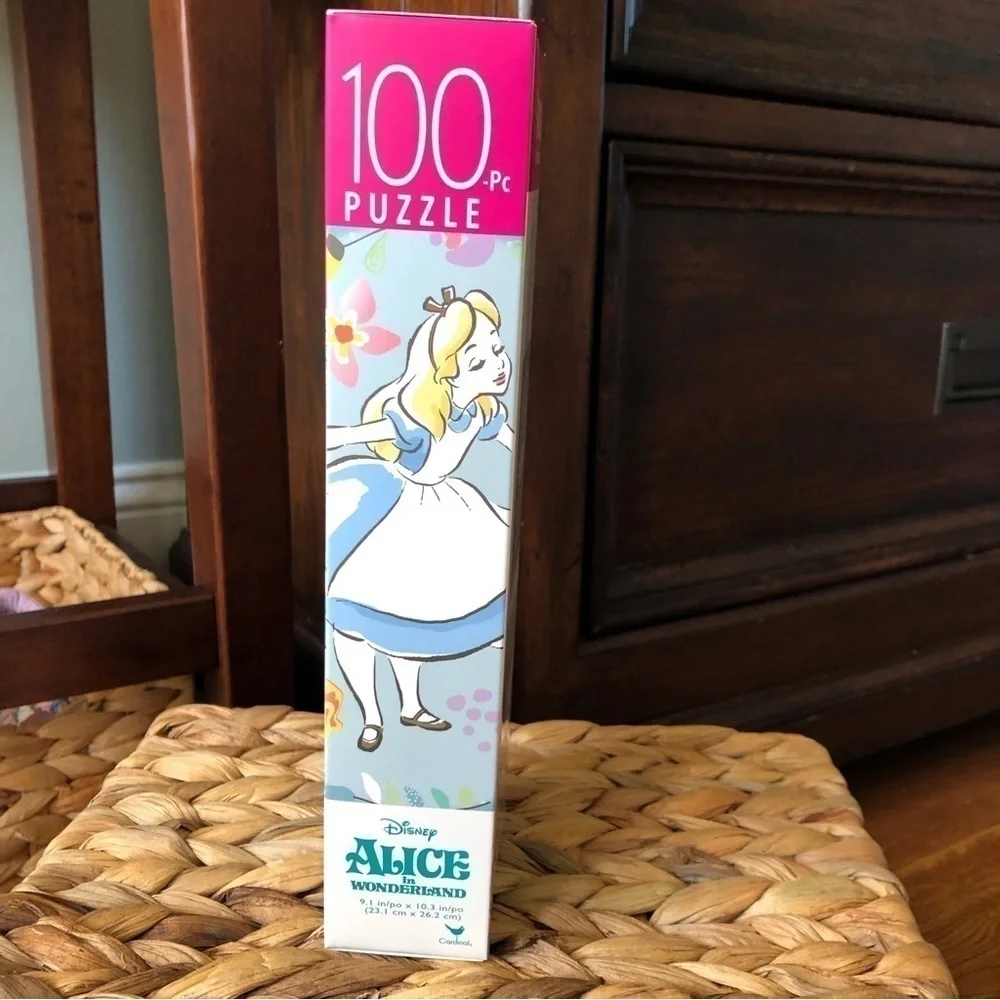 Disney’s Alice and Wonderland 100pc. Puzzle